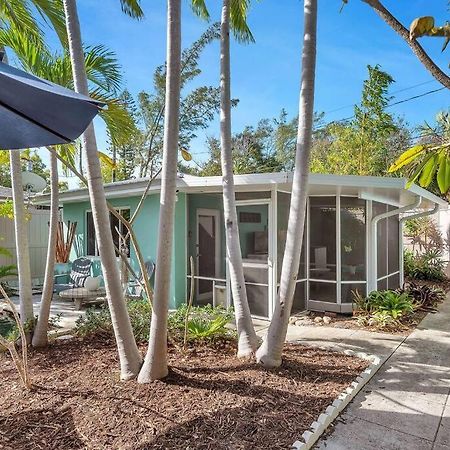 Charming Studio W Pool One Mile To Beach Pets Welcome Lake Worth Beach Εξωτερικό φωτογραφία