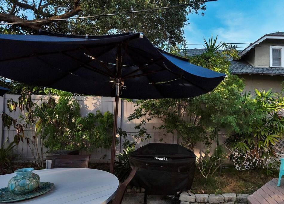 Charming Studio W Pool One Mile To Beach Pets Welcome Lake Worth Beach Εξωτερικό φωτογραφία