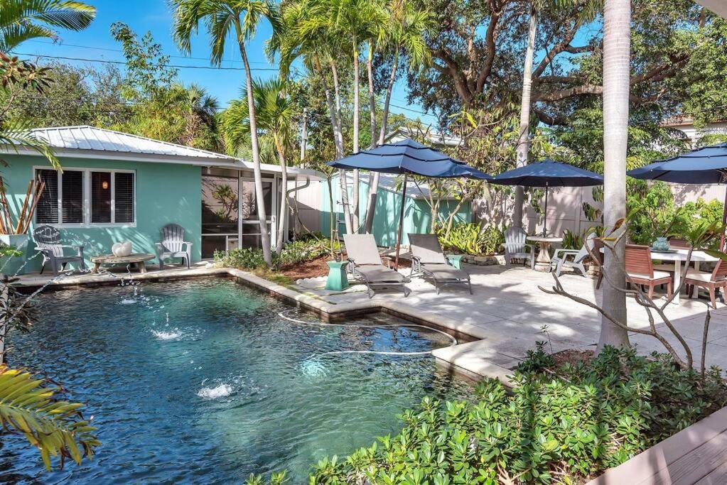 Charming Studio W Pool One Mile To Beach Pets Welcome Lake Worth Beach Εξωτερικό φωτογραφία